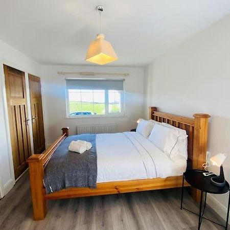 Valley Lodge 3 Bedroom Retreat In Craigantlet Hills ベルファスト エクステリア 写真