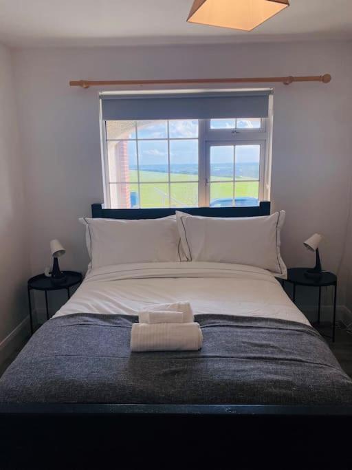 Valley Lodge 3 Bedroom Retreat In Craigantlet Hills ベルファスト エクステリア 写真